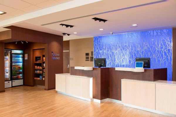 Fairfield Inn & Suites Jackson Clinton